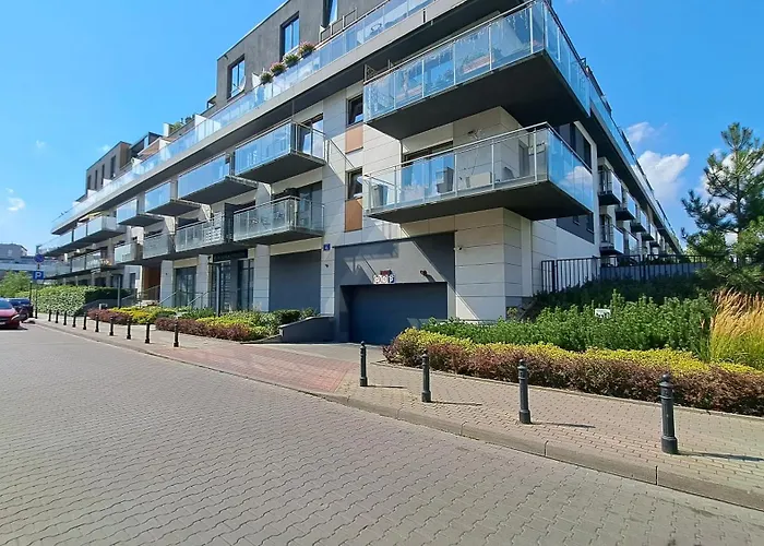 Nobile * ワルシャワ